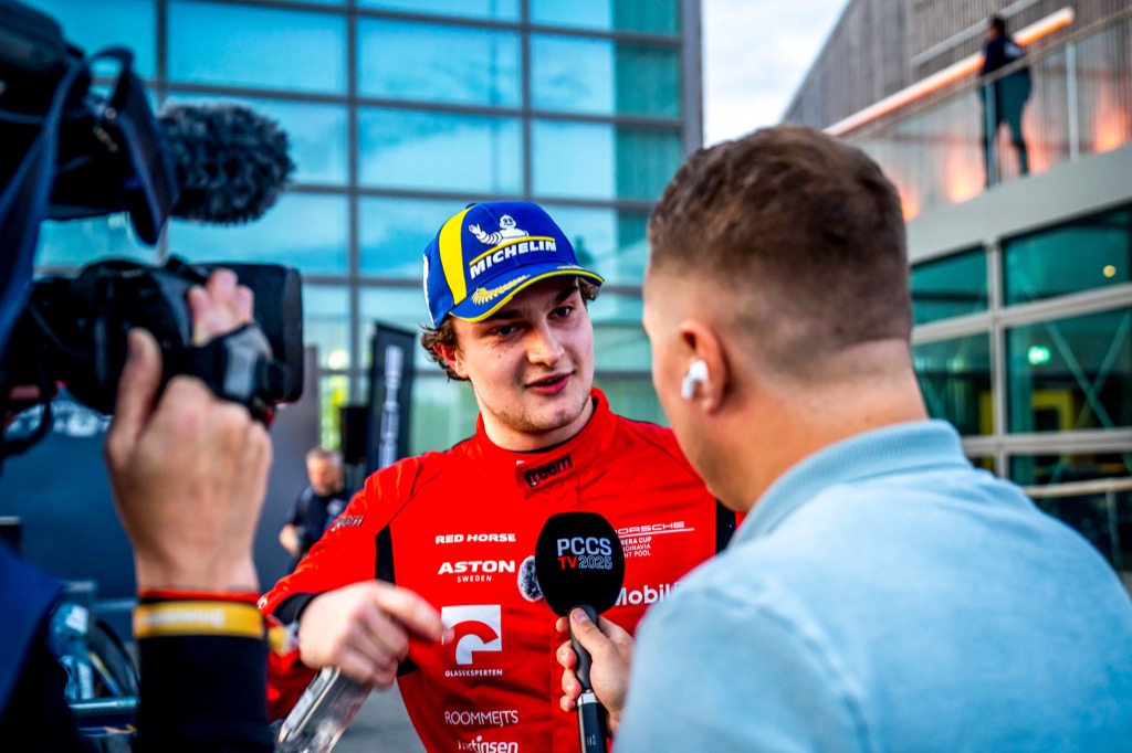 Dobbelt Porsche Carrera Cup-podie til Gustav Krogh.
(Foto: Porsche Carrera Cup Scandinavia)